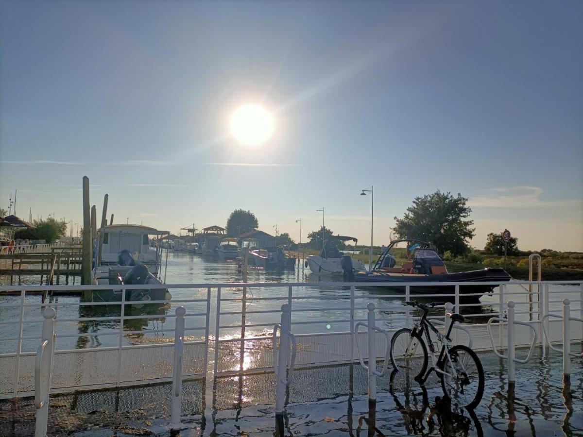 Suite Privative De 28M2 Climatisee, Proche Plage Et Commerces Audenge Zewnętrze zdjęcie